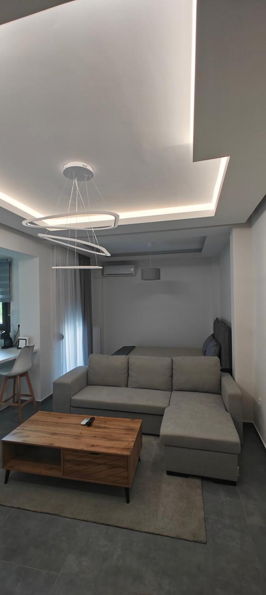 Ina'S Crib Hotel Síndos Екстериор снимка