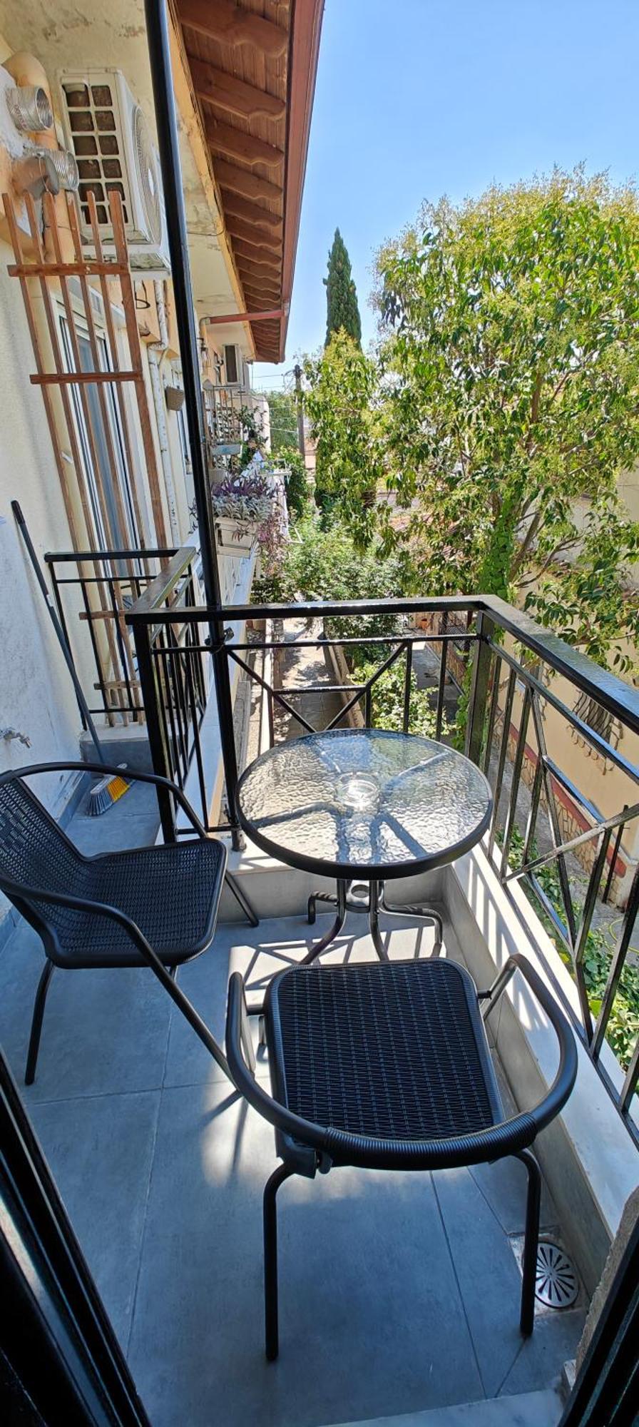 Ina'S Crib Hotel Síndos Екстериор снимка